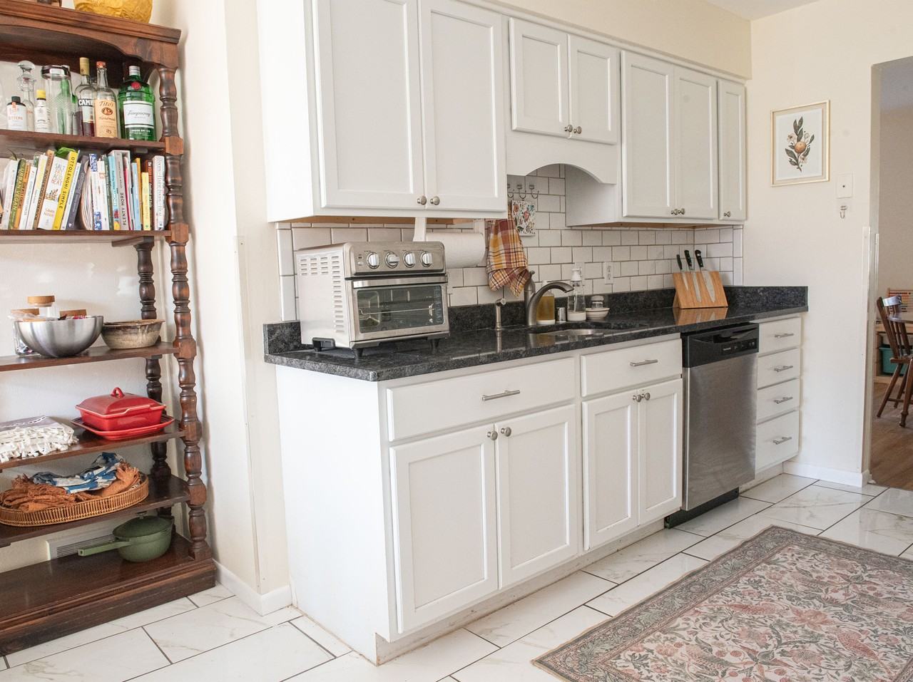 5318 Manitowoc Parkway - Photo 4 of 29