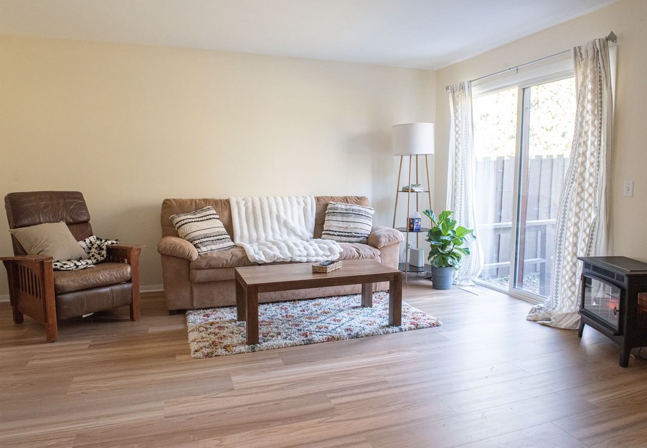 5318 Manitowoc Parkway - Photo 7 of 29