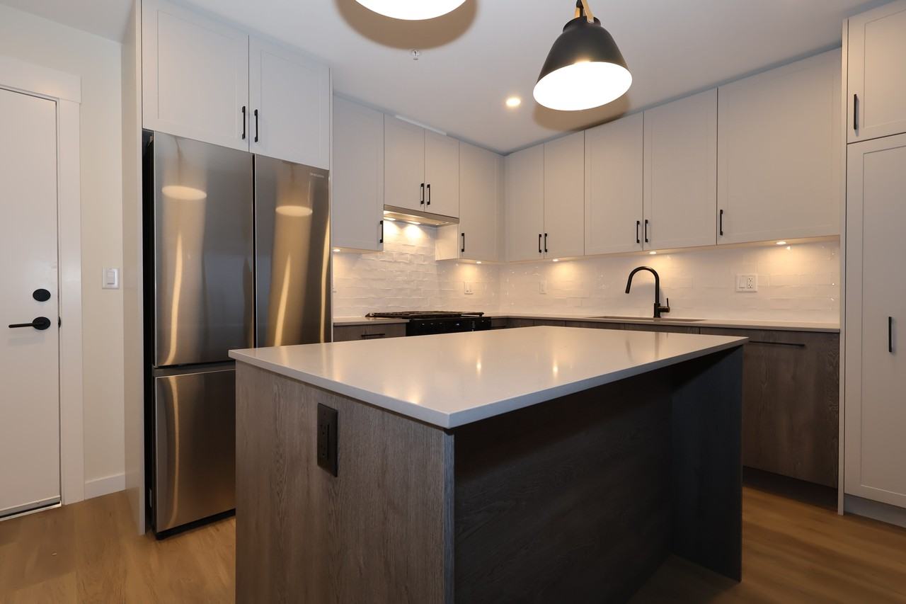 27218 Aldergrove Town Centre Dr #608 - Photo 7 of 34