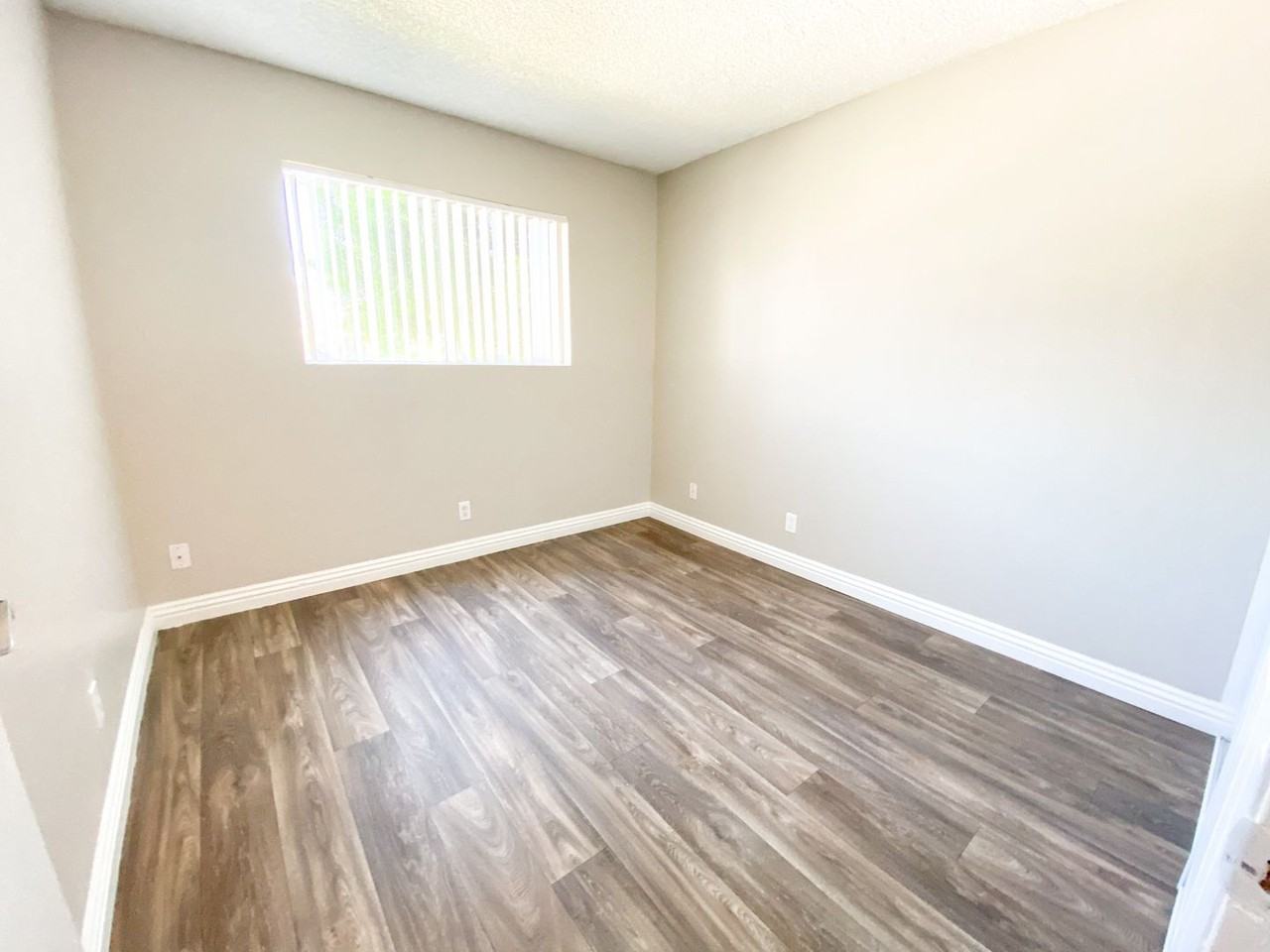 Sage View Apts - Photo 3 of 25