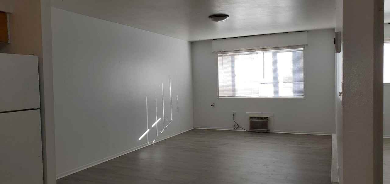 2700 Federal Blvd #204 - Photo 7 of 9