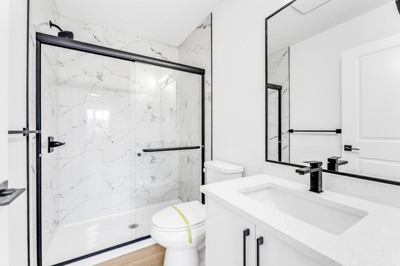 10631 Bsmt1 10631 148 Street Nw #2 - Photo 4 of 4