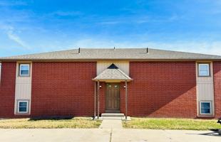 featured image of 903 Windwood Dr #A