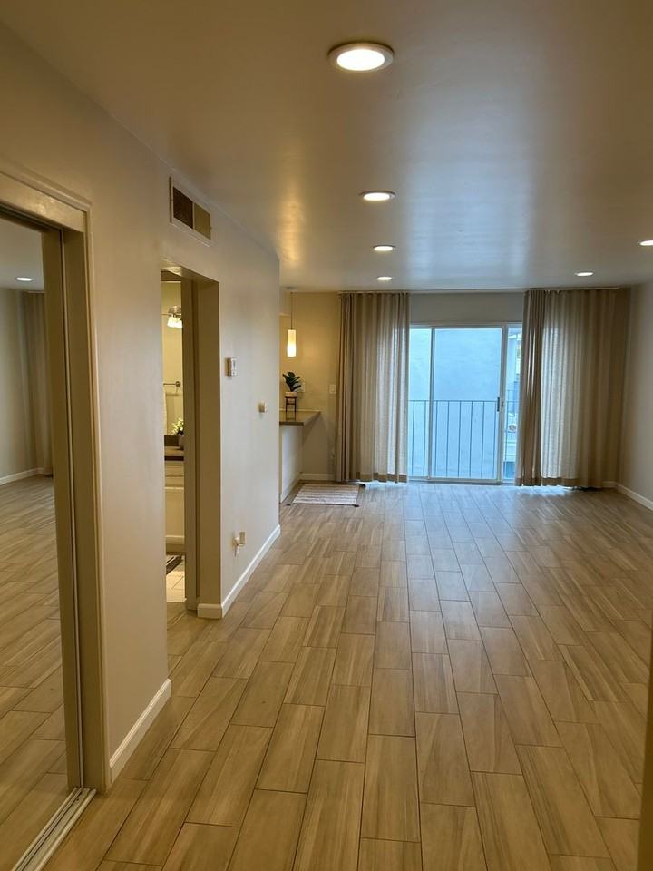 The Q - Photo 2 of 64