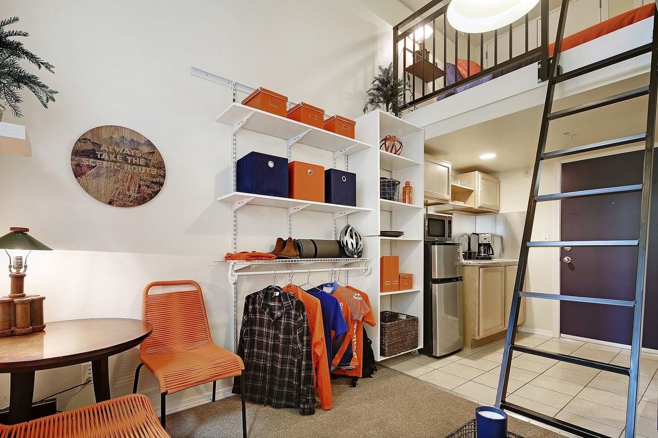 Fiora Efficiency Studios and Lofts - Photo 6 of 19