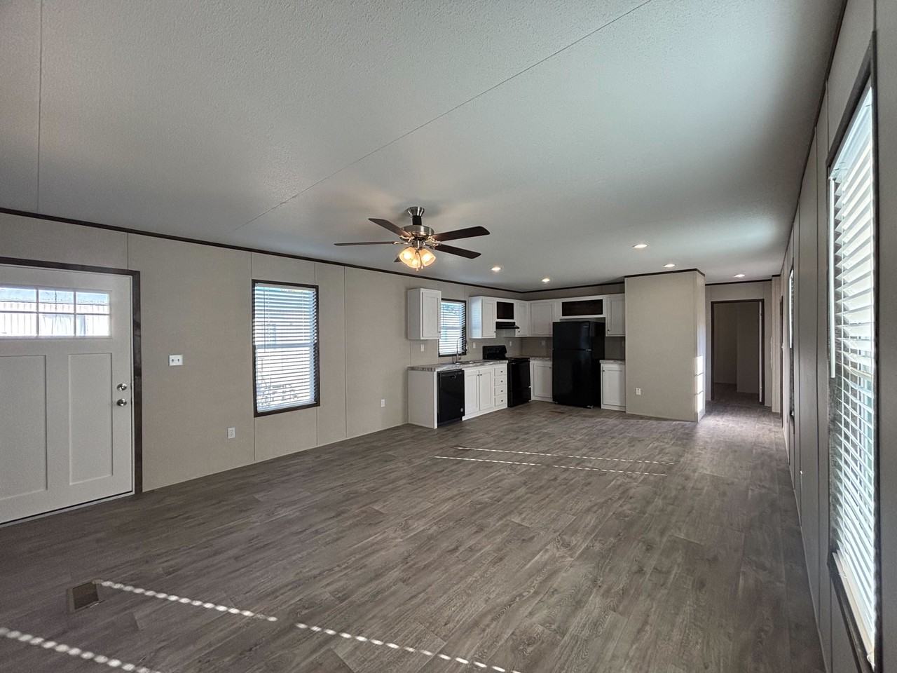 204 Linda - Photo 2 of 25