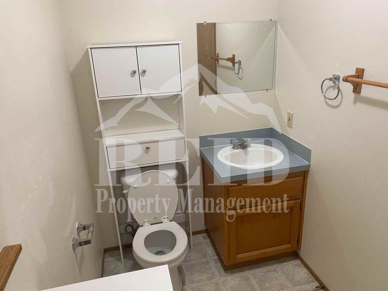 13448 Eldridge Pl Nw - Photo 4 of 26