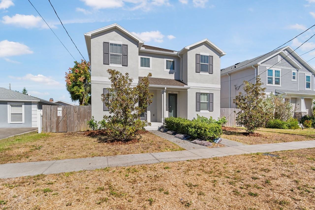 2411 W North A St #2 - Photo 2 of 27