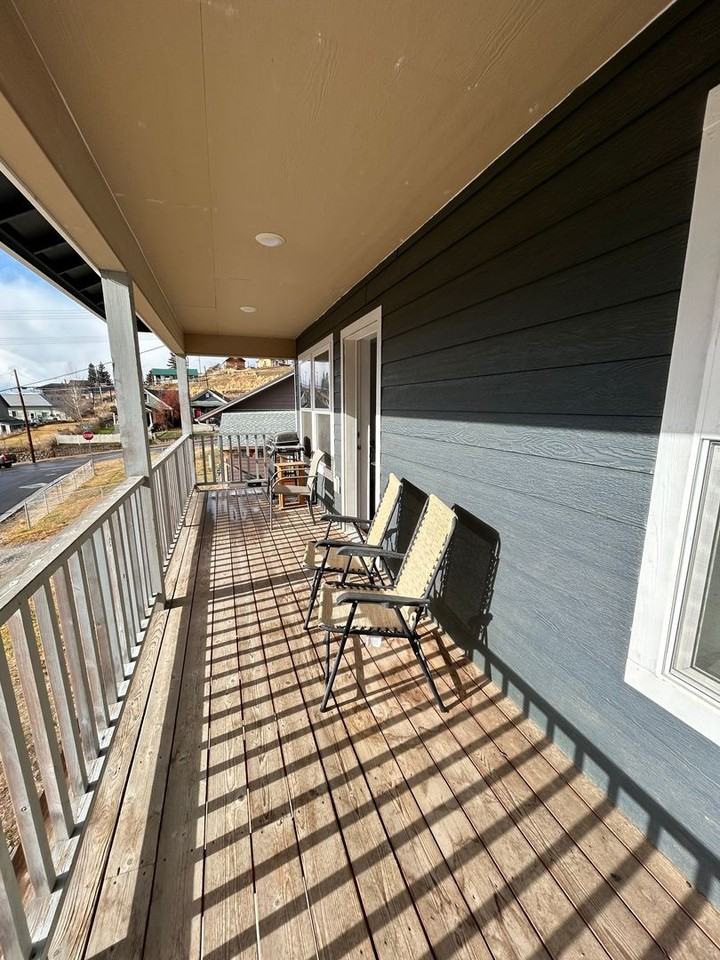 11 Mullin St - Photo 3 of 29