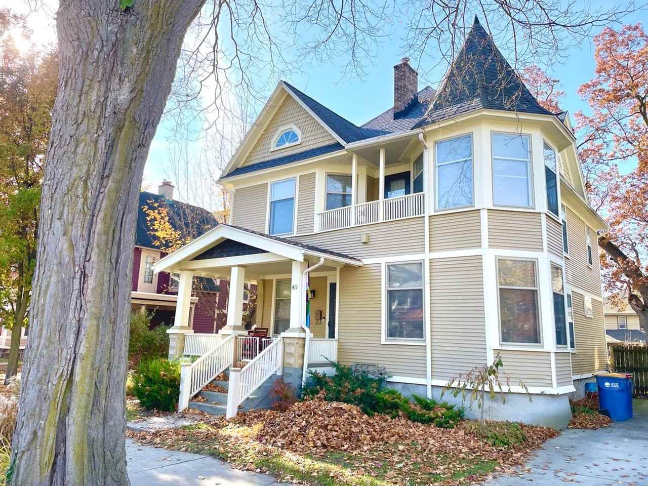 411 Paris Avenue Southeast #2 - Photo 2 of 17