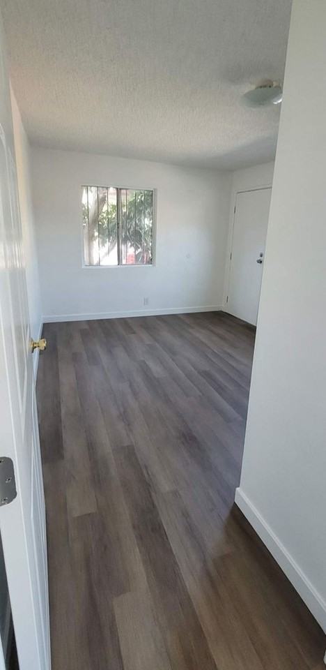 352 E 52nd St - Photo 3 of 3