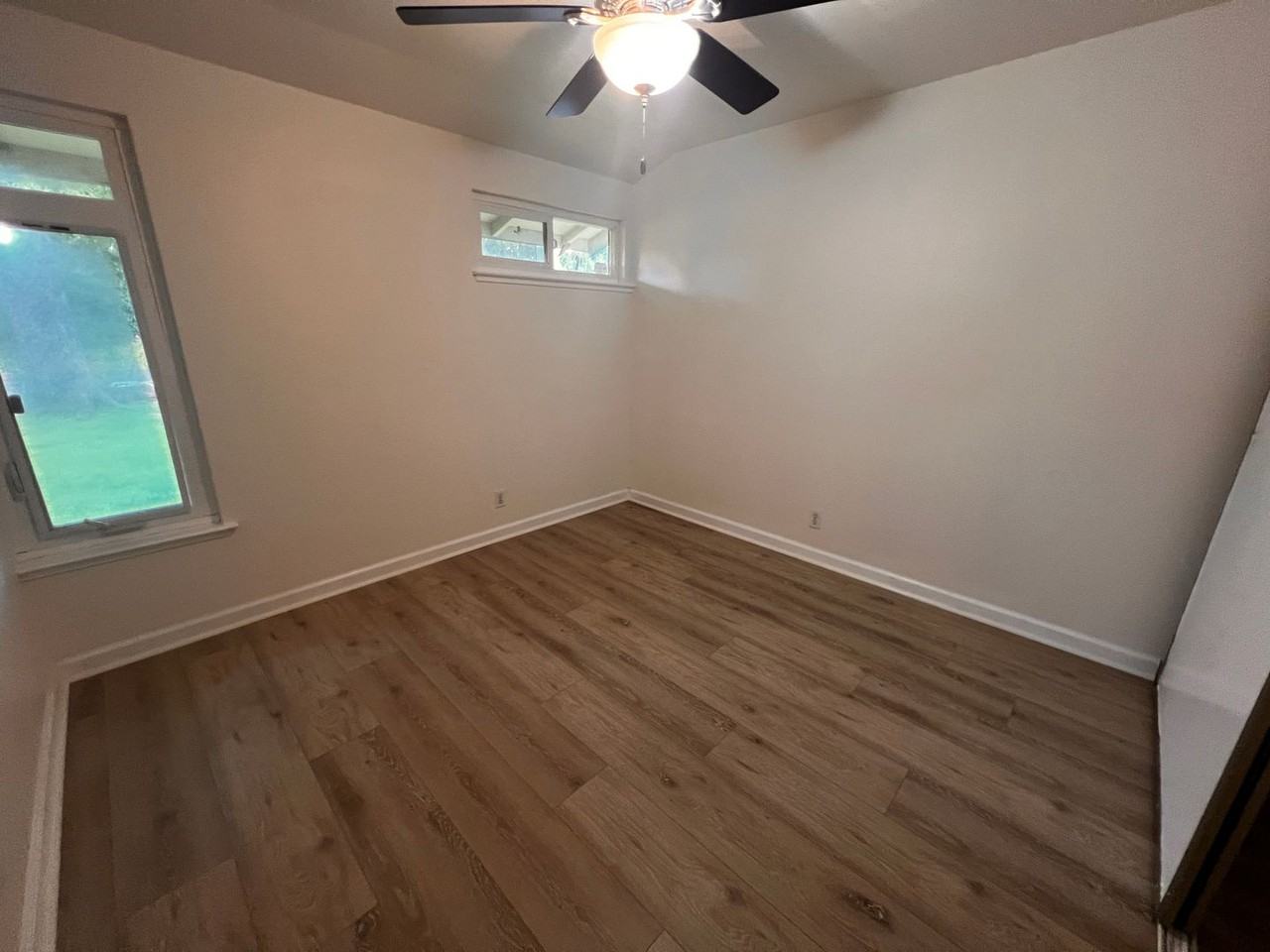 1211 Alderwood Way - Photo 7 of 11