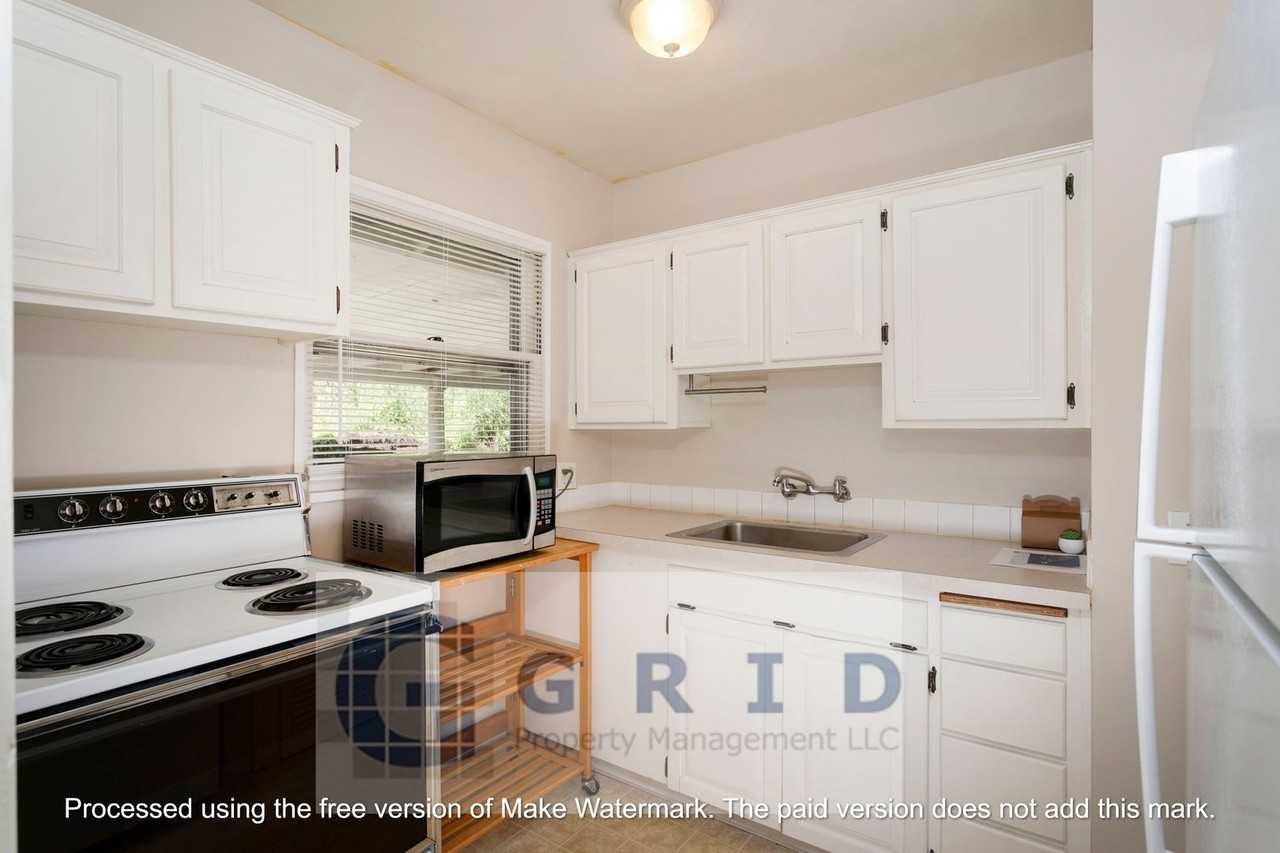 2804 Ne 89th Ave - Photo 7 of 31