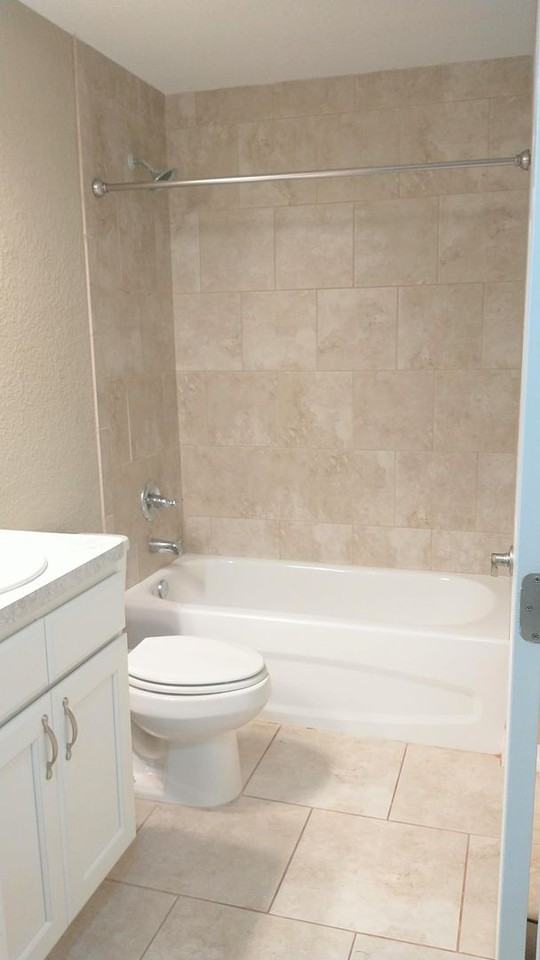 5405 Nw 6th Pl - Photo 7 of 8