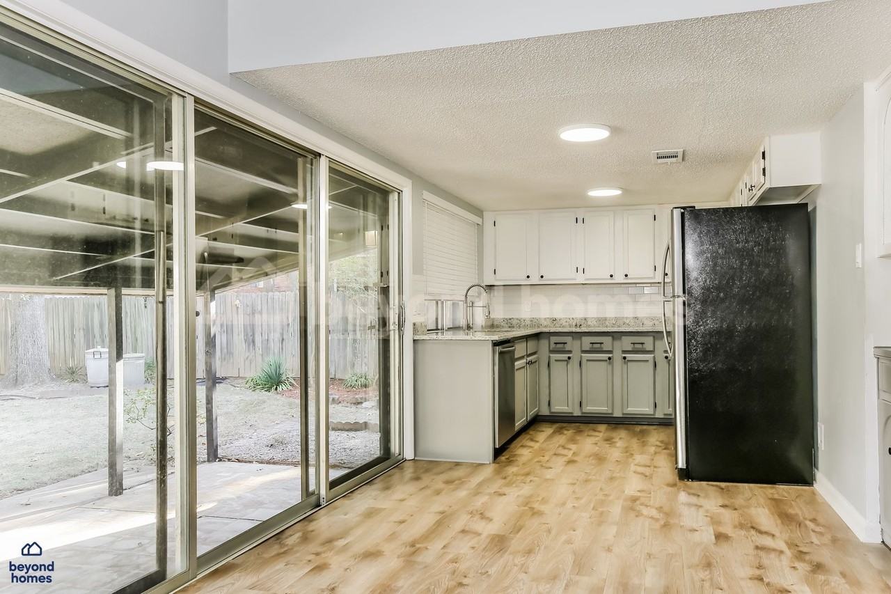 14 Woodmere Pl - Photo 6 of 19