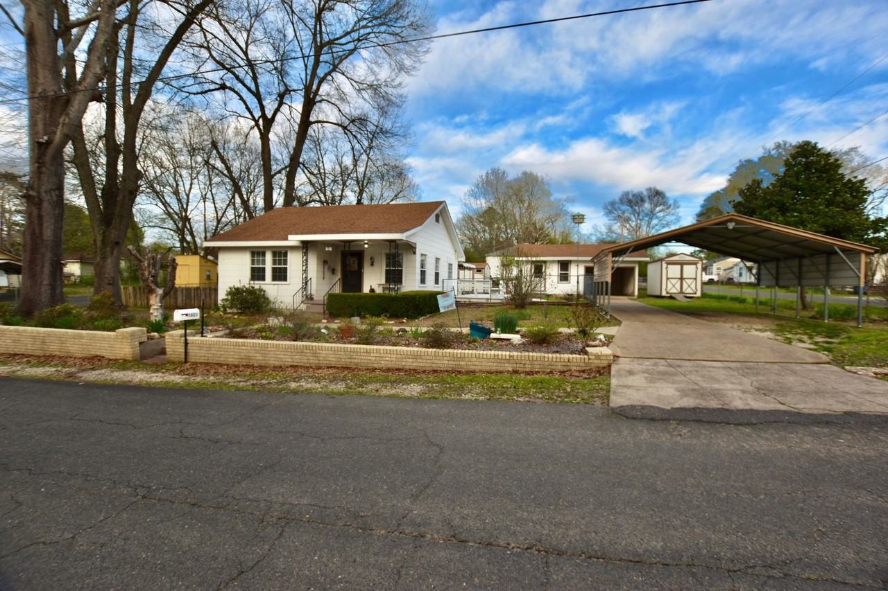 1623 Texas Street - Photo 3 of 50