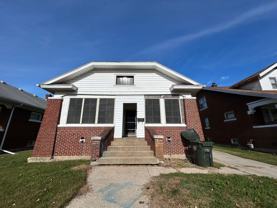 2509 W Monroe St - Photo 1 of 1