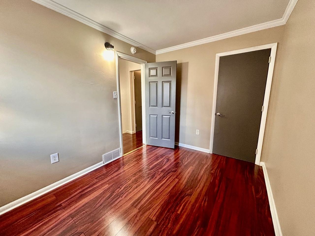 1219 Wabank Rd - Photo 3 of 24