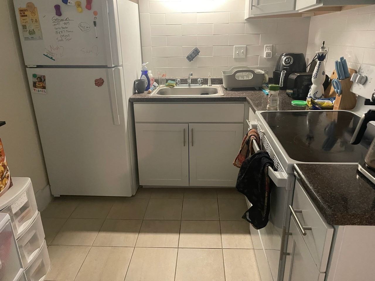 439 Cambridge St - Photo 5 of 8