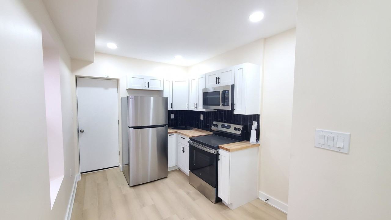 1819 North Judson Street - Photo 6 of 33