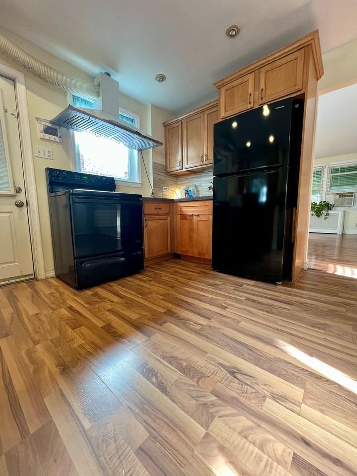 1243 Wilson Drive - Photo 6 of 16