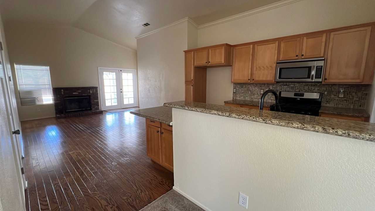 3357 E Avenue K4 #4 - Photo 4 of 21