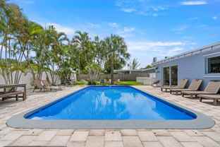 19165 Se Homewood Ave - Photo 1 of 1