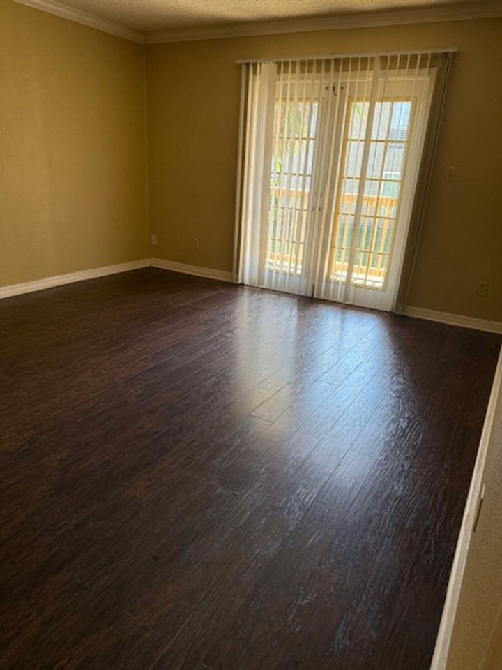 315 Wymore Rd - Photo 2 of 47