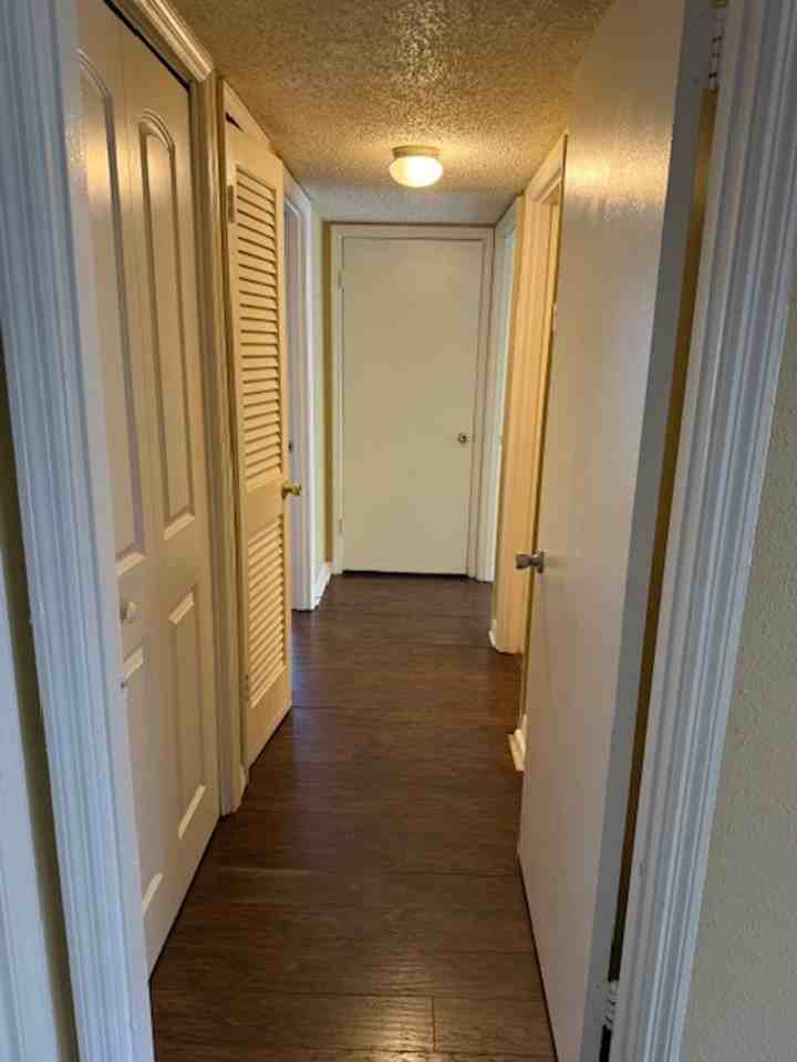 315 Wymore Rd - Photo 7 of 47