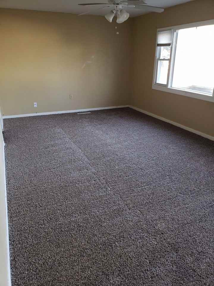 3619 Ne 54th Ter - Photo 6 of 11