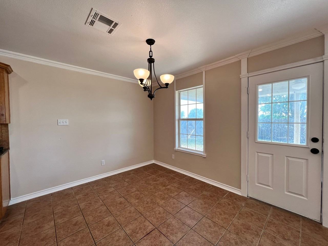 6303 Raindance Dr - Photo 3 of 16