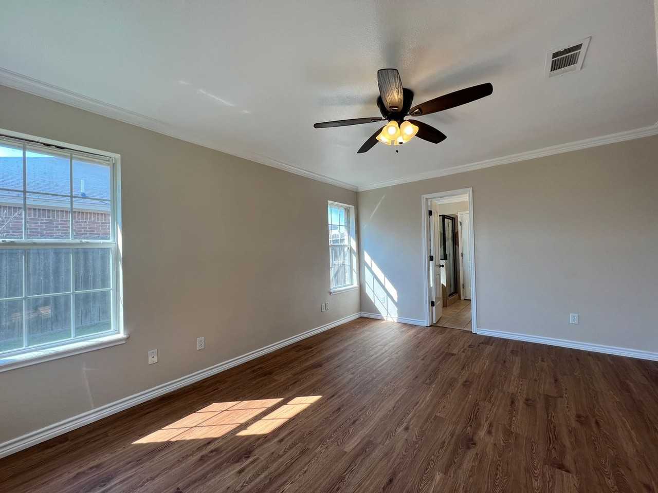 6303 Raindance Dr - Photo 4 of 16