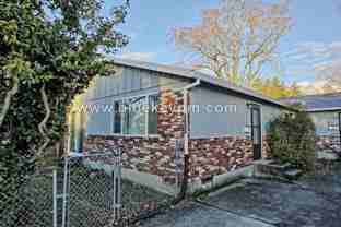 4622 Se 70th Ave - Photo 1 of 1