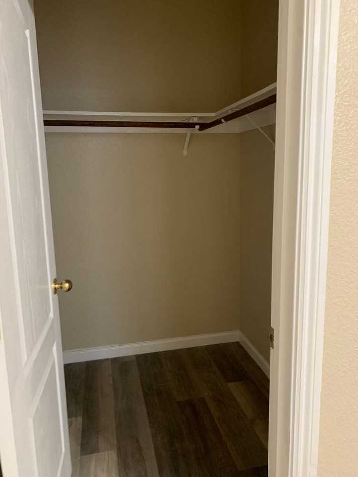 4331 W Elowin Ave - Photo 2 of 20