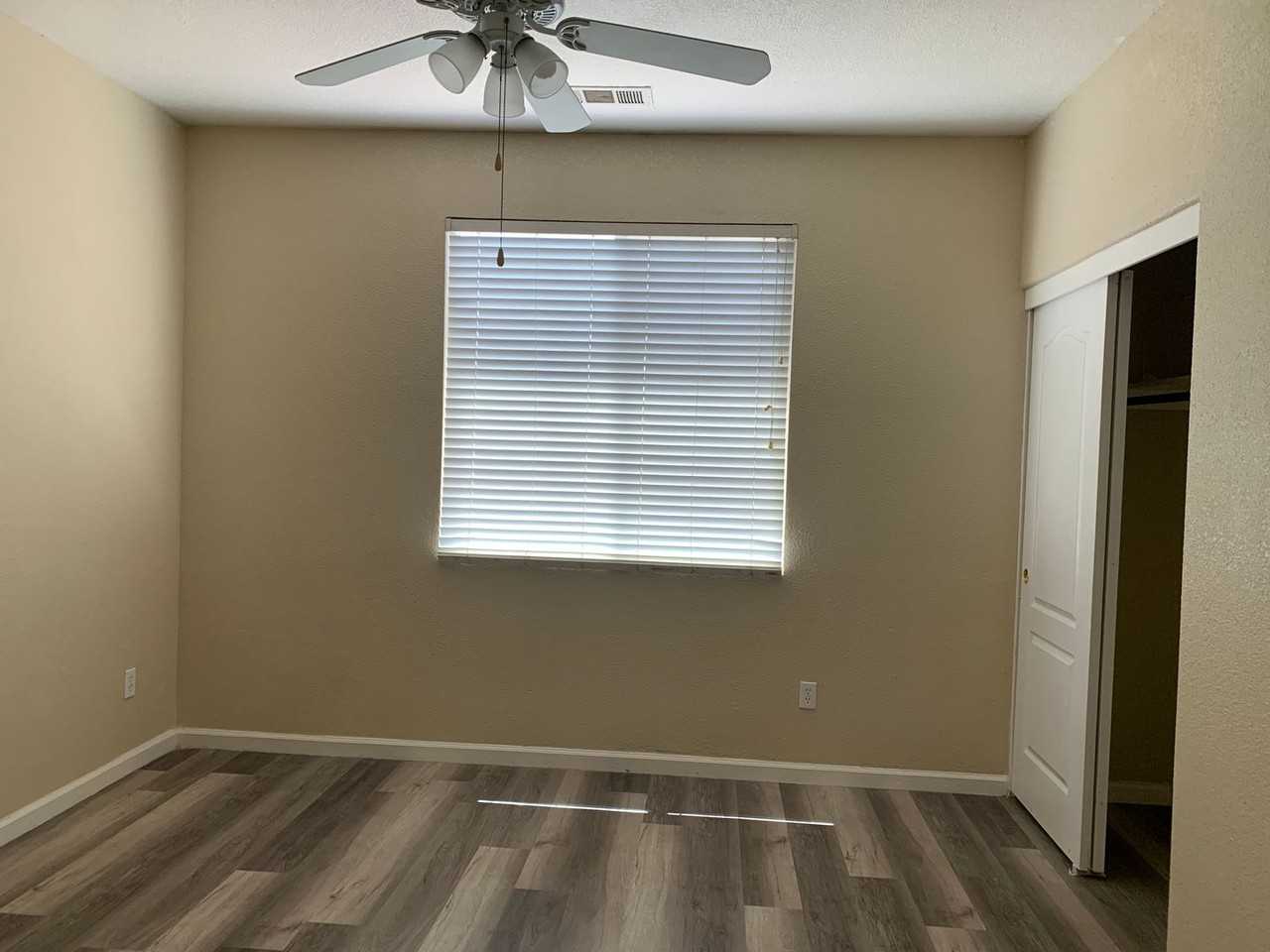 4331 W Elowin Ave - Photo 5 of 20