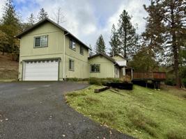 featured image of 300 Colonial Dr