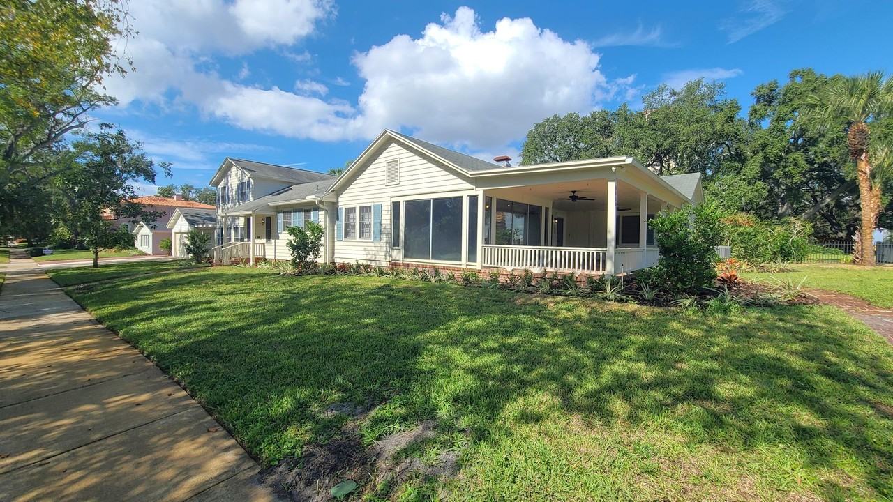 4415 Bayshore Blvd - Photo 6 of 50