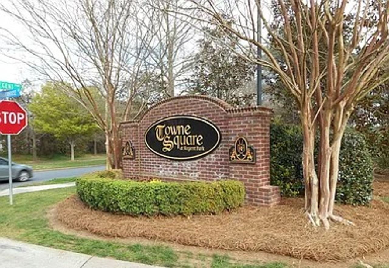 223 Township Dr - Photo 5 of 7