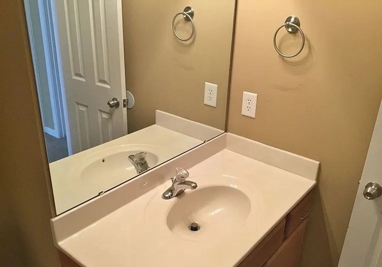 223 Township Dr - Photo 6 of 7