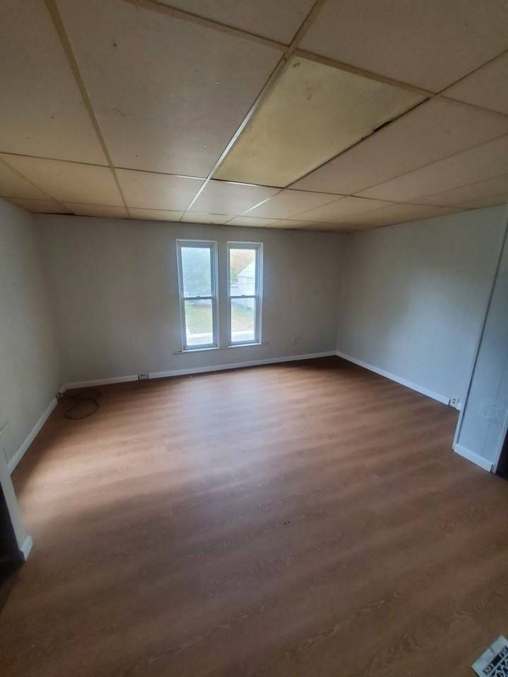 613 W 18th St - Photo 7 of 13