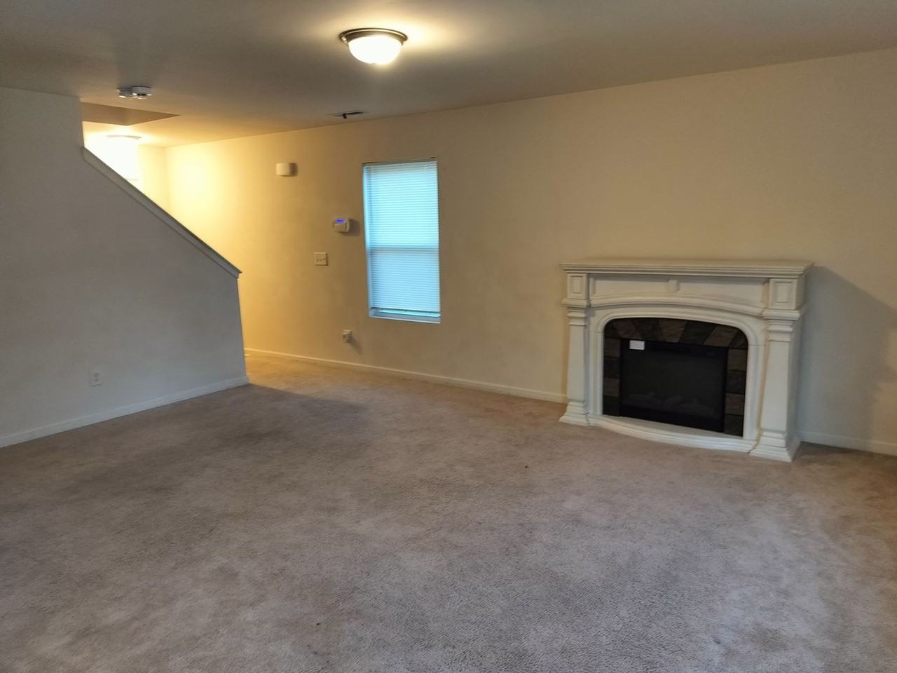 405 Holman St - Photo 7 of 28