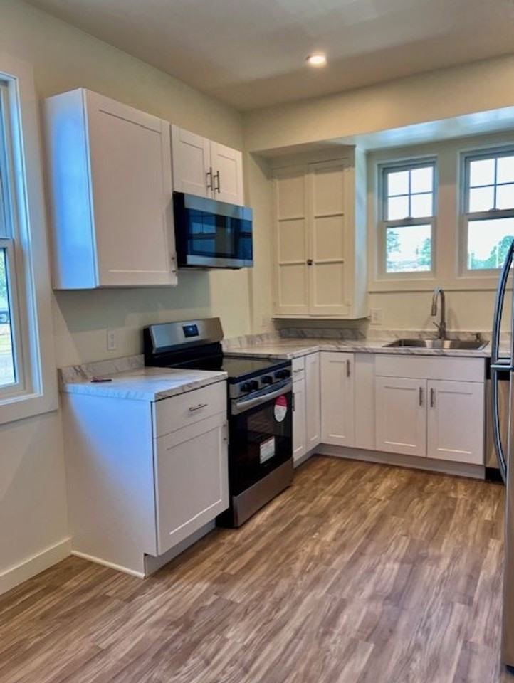 549 Albany Ave - Apts - Photo 4 of 38