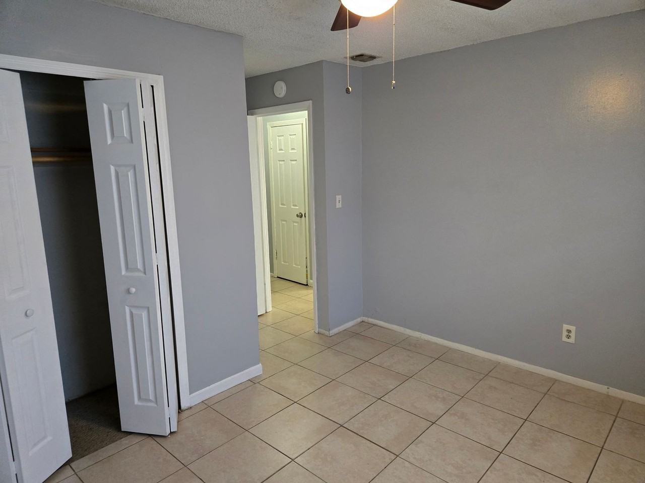 641 Belltower Avenue - Photo 7 of 12