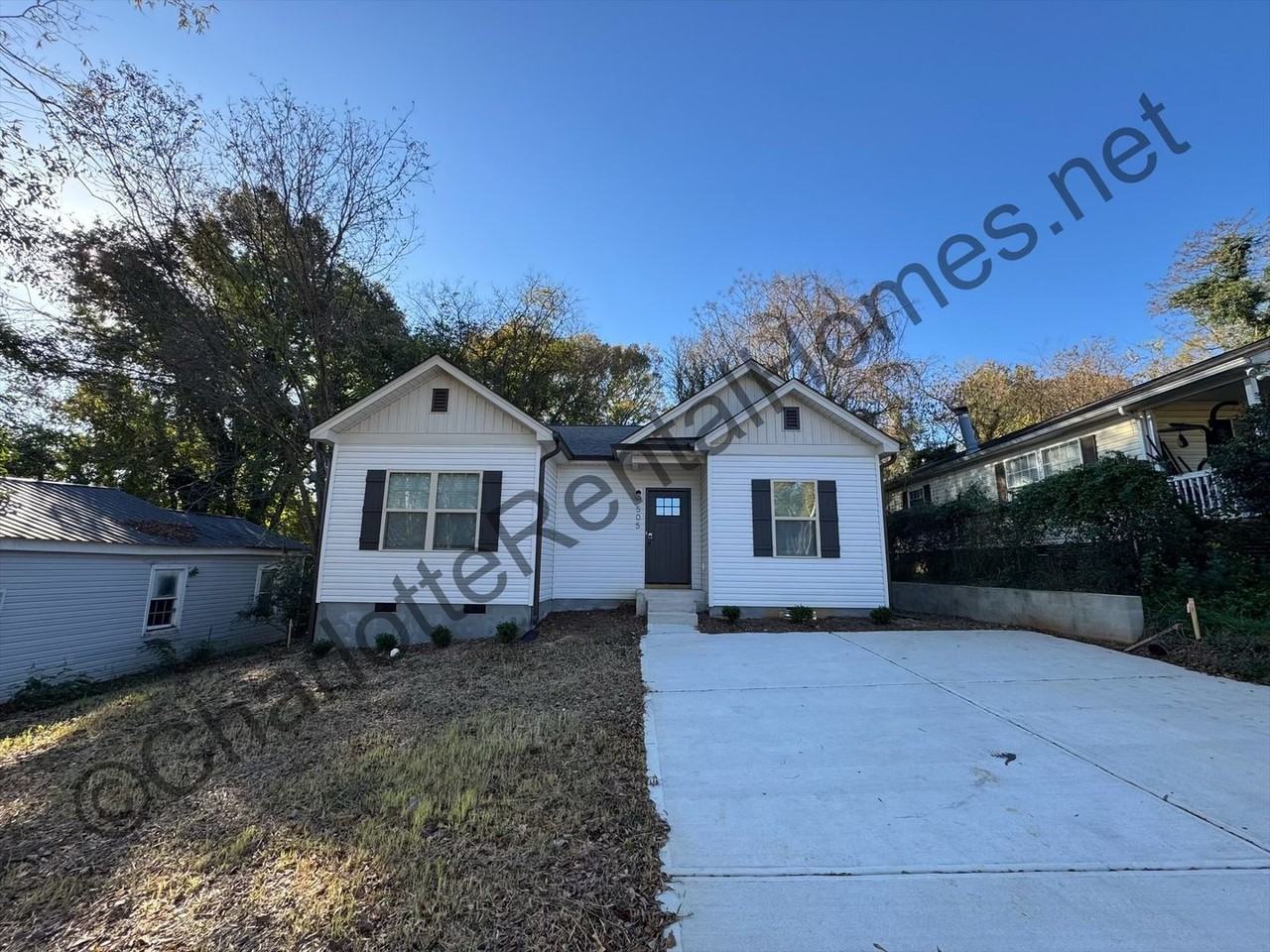 505 Norment Ave - Photo 2 of 13