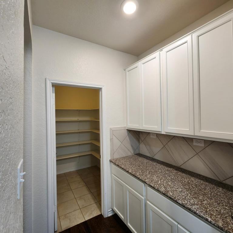 330 Anchor Blf - Photo 7 of 20