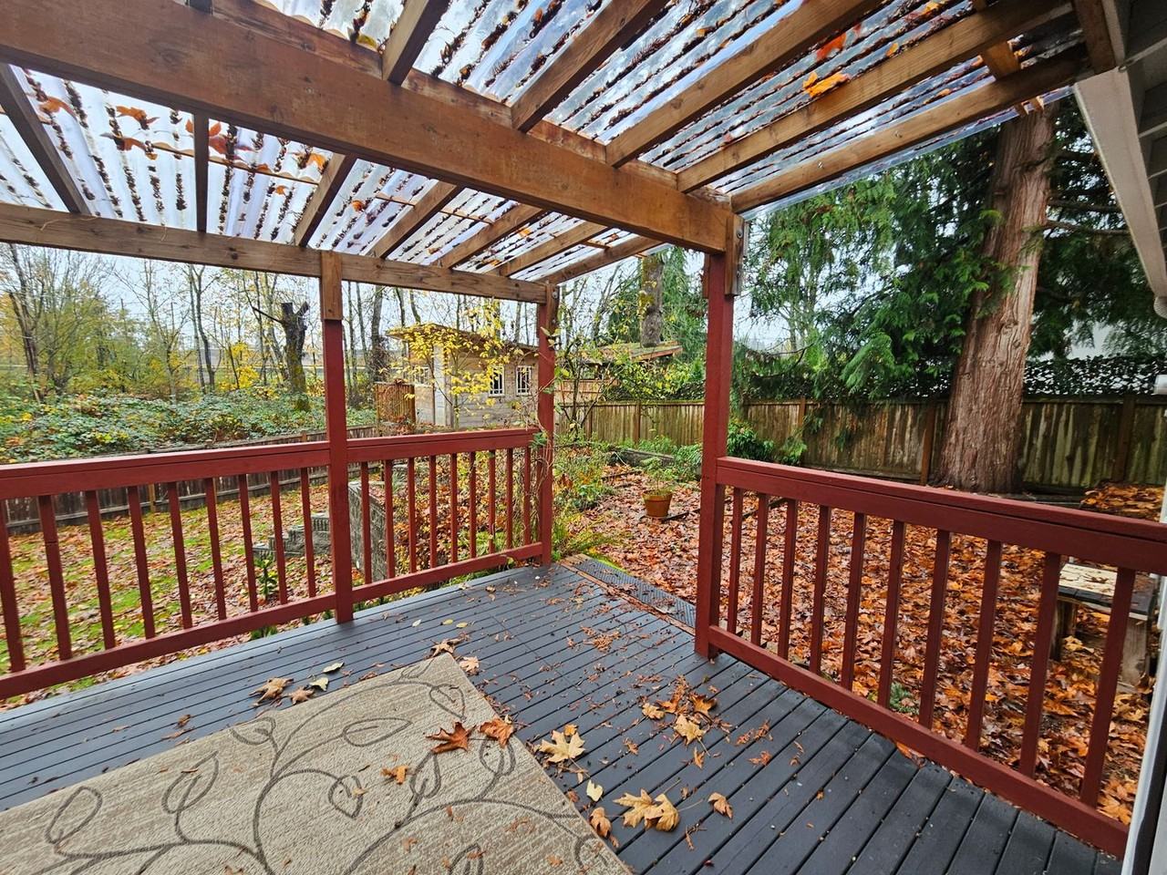 10620 171st Avenue Northeast - Photo 2 of 22