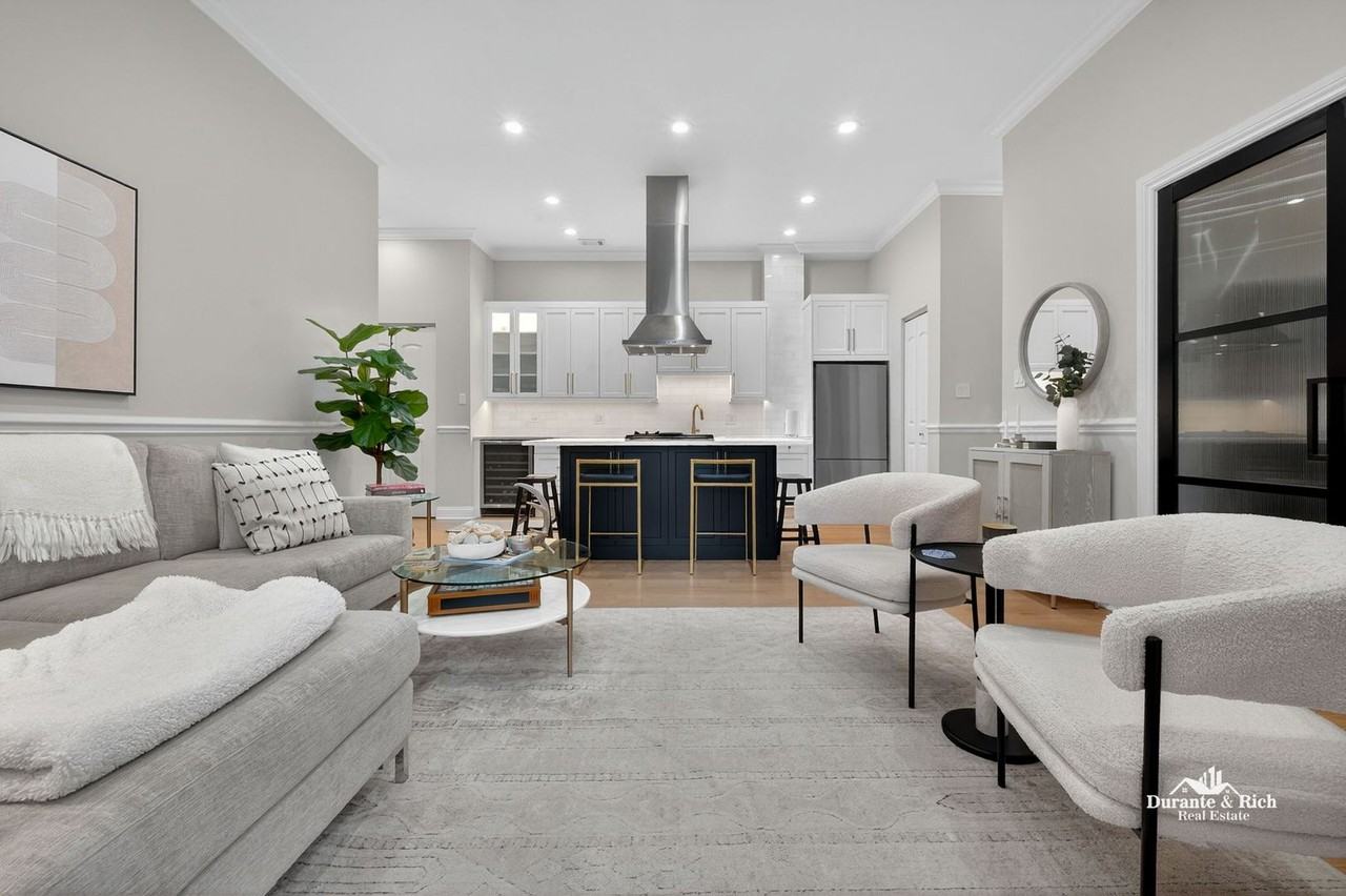 1526 West Monroe Street #PH3 - Photo 4 of 20