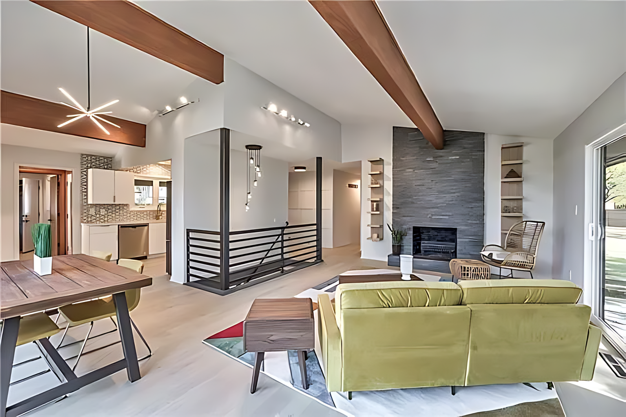 8717 W 104th St - Photo 2 of 19