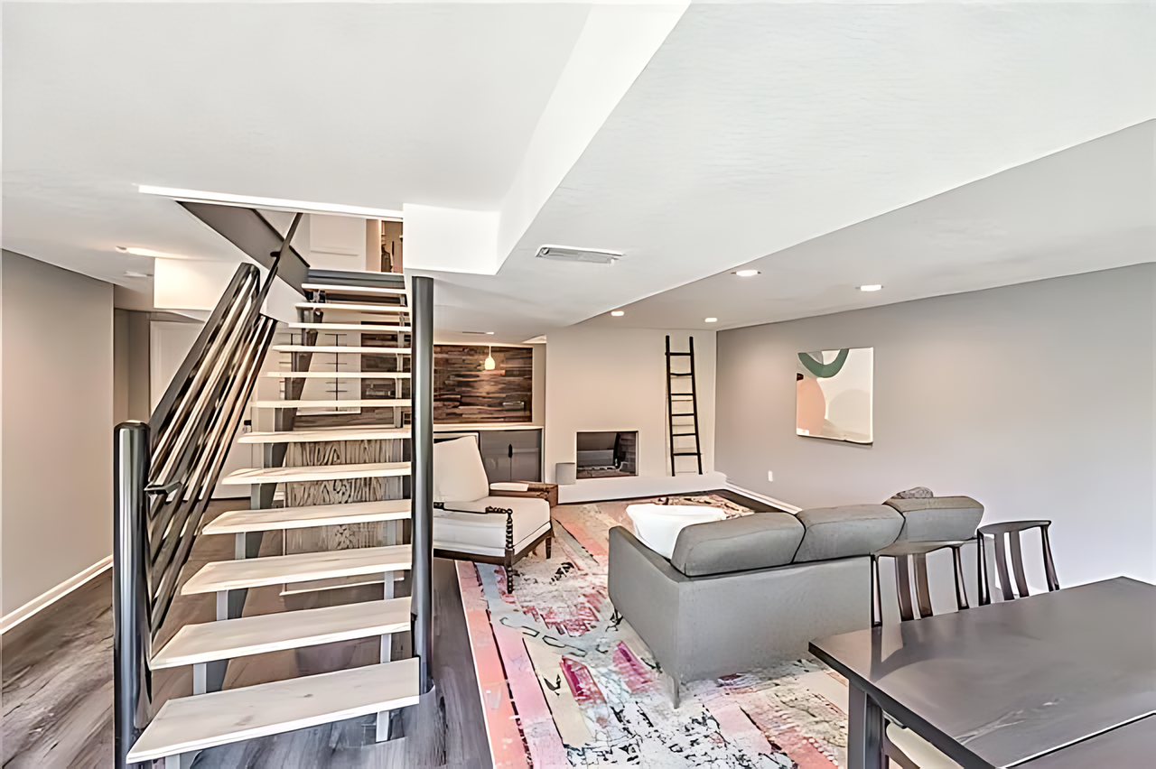 8717 W 104th St - Photo 4 of 19