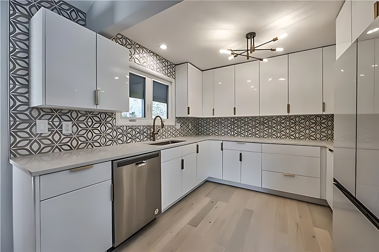 8717 W 104th St - Photo 5 of 19